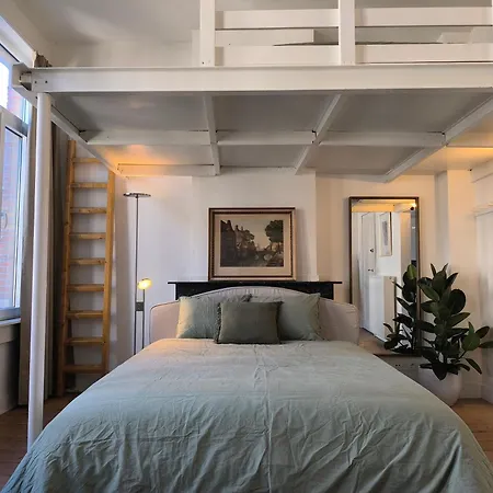 Lovely Centre Duplex Apartman