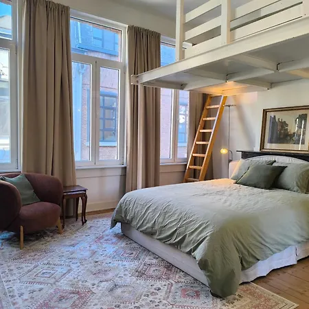 Lovely Centre Duplex